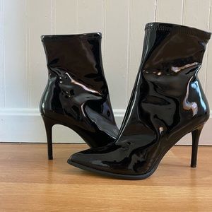 Brand new,never been worn